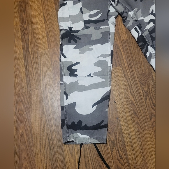 U.S. Army Hot Weather Woodland Camo BDU Combat Trousers Men’s W27 Military Style - Picture 4 of 10